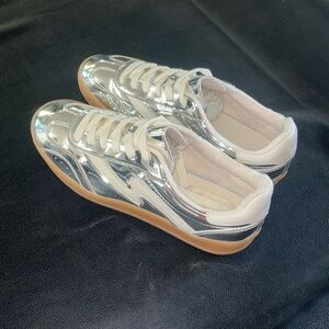 Madden girl silver shoes